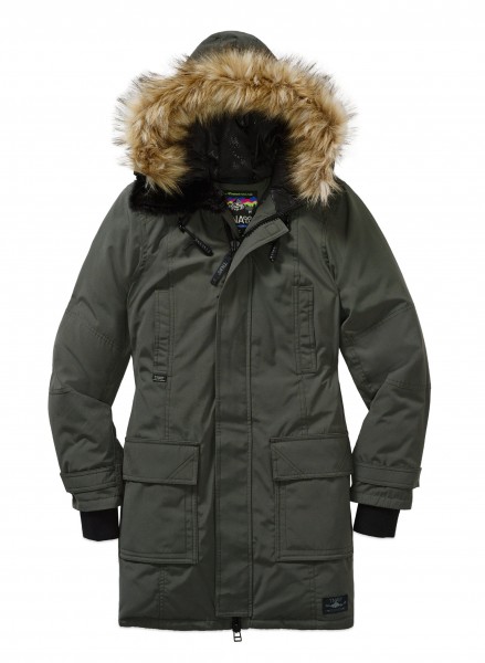 TNA bancroft warmest parka xxs码半价187.5元，TNA avoriaz parka XL码半价137.5元，TNA vida parka xs码半价137.5元，TNA BRITANNIA PARKA s码半价147.5元，Community biko coat xxs及M码3折99.99元