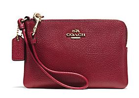 The bay 特卖 COACH 鹅卵石皮革面红色钱包，原价70元，现价44.62元