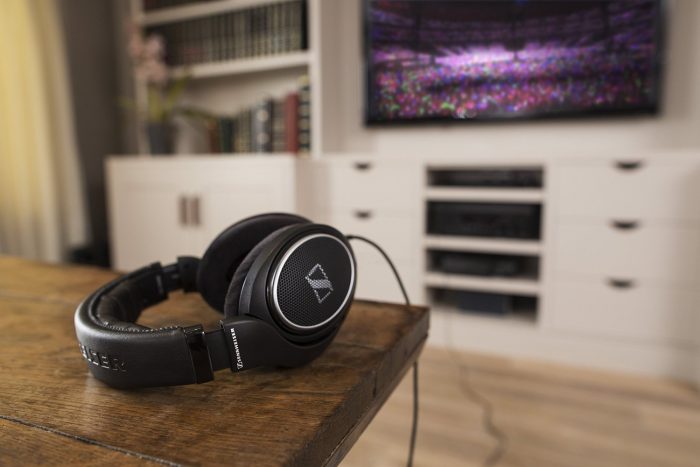 历史最低！Sennheiser HD 598头戴式耳机现价 109.99元，原价379.99元，