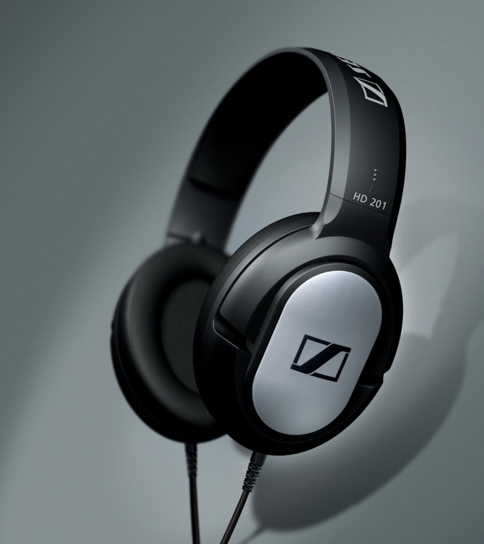  Sennheiser HD 201头戴式耳机特价34.99元，原价42.78元，包邮