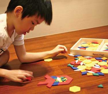  最佳宝宝启蒙玩具！Melissa & Doug 几何积木益智拼板 17.49元限时特卖！