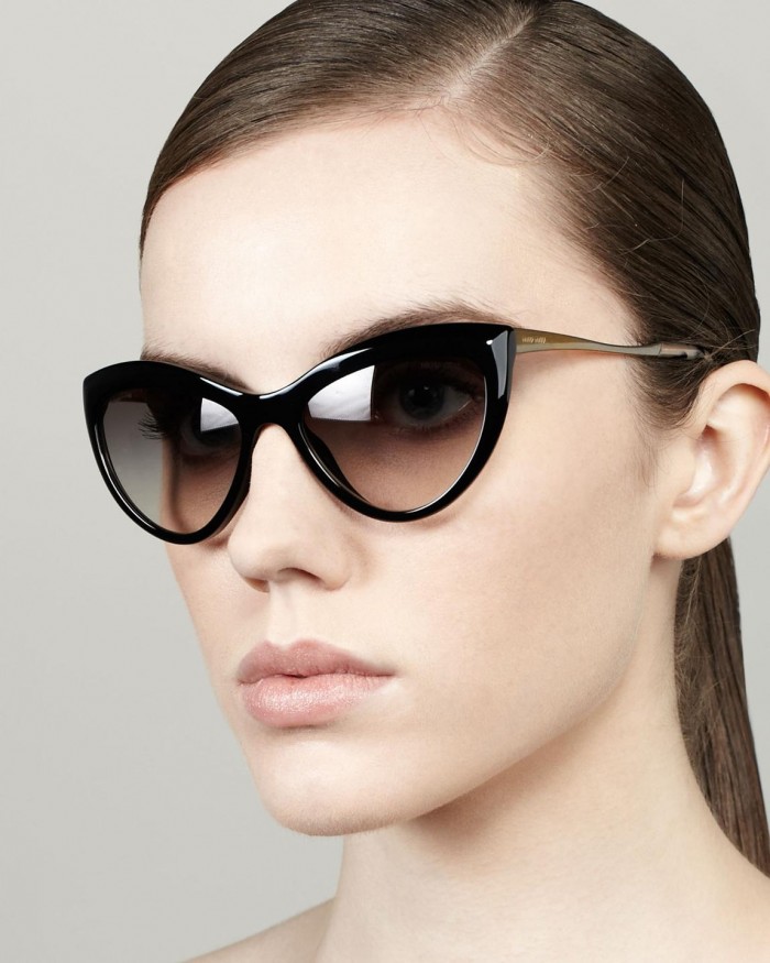  PRADA 普拉达57mm潮女太阳镜193.8元（HBC信用卡为182.2元）特卖，原价380元，包邮