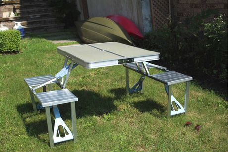  Henryka Picnic Set 便携式折叠铝制餐桌椅套装7.6折 62元限时特卖并包邮！