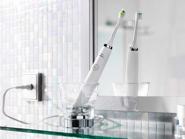  最畅销款 Philips 飞利浦 Sonicare DiamondClean 钻石亮白型声波震动牙刷 167.03元限时特卖并包邮！