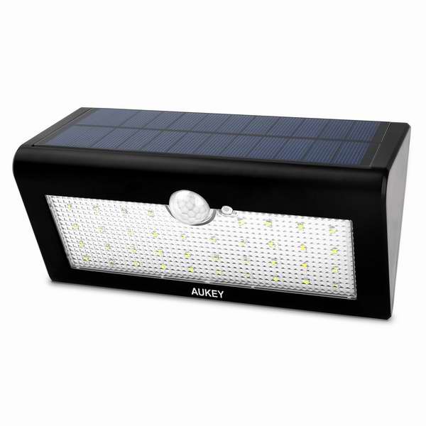  白菜价！Aukey 36 LED 超亮户外4合一太阳能运动感应灯 13.99加元清仓！再送水晶玻璃墙面触控开关！