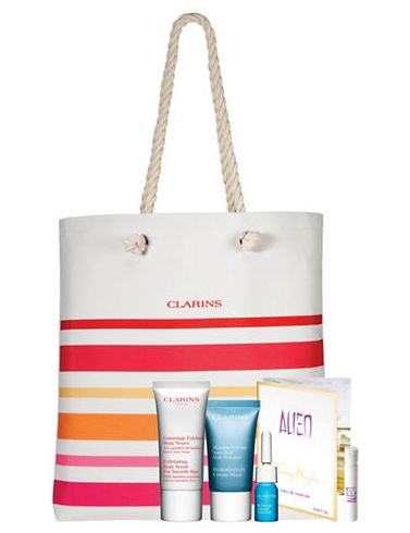  任购两件Clarins娇韵诗美妆护肤品，送价值117元5件套娇韵诗美容大礼包，再任购一件护肤产品另送价值37元娇韵诗恒润保湿面膜！订单中若含两件防晒护肤品再送价值45元5件套大礼包！额外8.5-9折或满75元再立减10元！