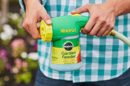  历史最低价！Miracle-Gro 100410 浇水施肥二合一水龙头4.4折 14元限时特卖！