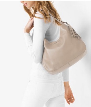  Michael Kors Ashbury 大号单肩包 104.25元，原价 278元，包邮