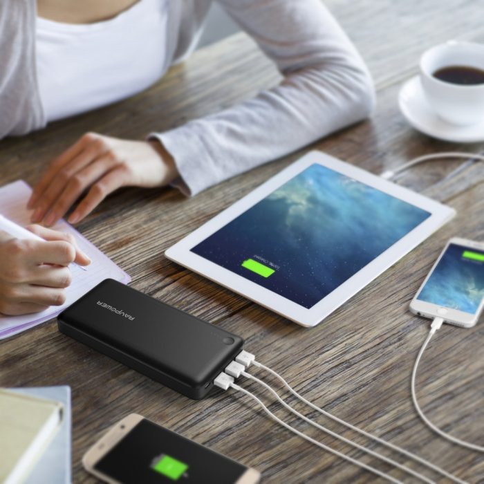  RAVPower 26800mAh 便携式移动电源充电宝 47.99元，原价 59.99元，包邮