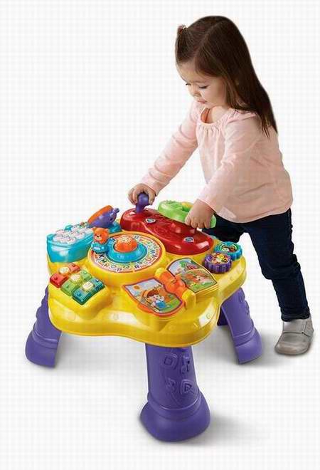  历史新低！VTech Magic Star 婴幼儿益智学习桌 29.97元，原价 49.99元