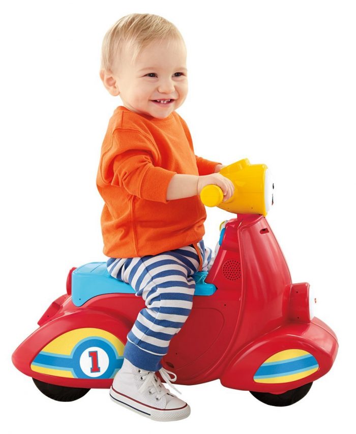 伴随宝宝成长转换学习内容！Fisher-Price 费雪 Laugh & Learn 智玩学习小绵羊滑板车 29.94元，原价 39.99元