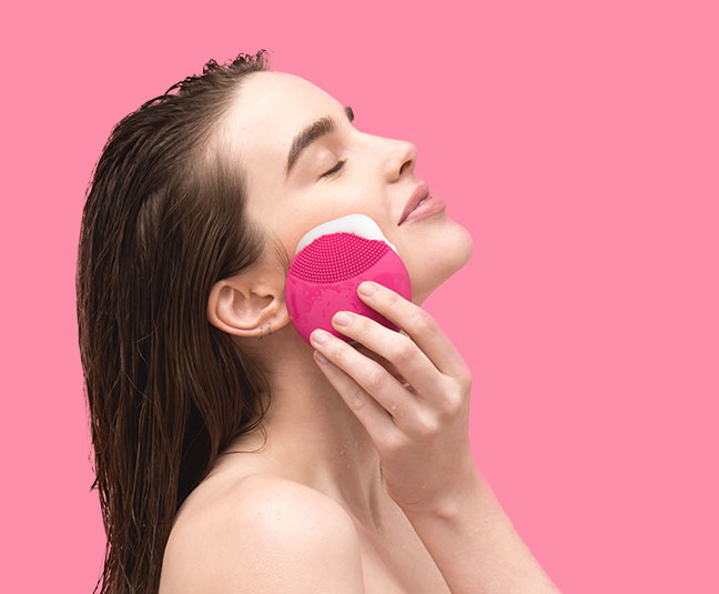  FOREO Luna 迷你洗脸刷 95.2加元（3色），原价 119加元，包邮