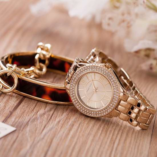  历史新低！Anne Klein AK/1462TOST 女式时尚施华洛世奇水晶腕表+手镯套装4.4折 98.18元限时特卖并包邮！