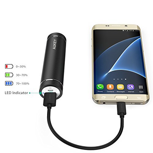  AUKEY 5000mAh 口红式超便携移动电源/充电宝 12.99加元，原价 35.99加元