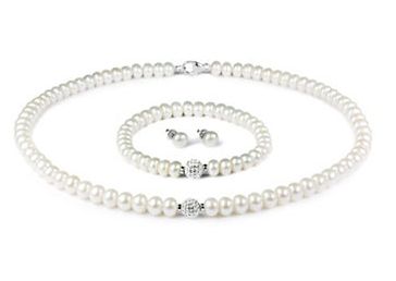  FINE JEWELLERY 6-9mm珍珠项链手链耳环+8mm水晶套装 148.5加元，原价 330加元，包邮
