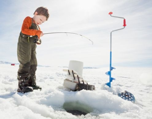  比夏天钓鱼更刺激！安省家庭免费冰钓日，今日起连续3天！