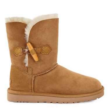  反季囤货！UGG Keely Classic Bailey 短款牛角扣雪地靴 161加元（8码），原价 230加元，包邮