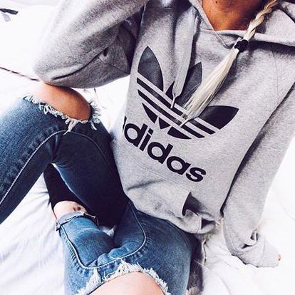  精选大量 Adidas 成人儿童时尚运动服饰2折起限时清仓！售价低至4.9加元！