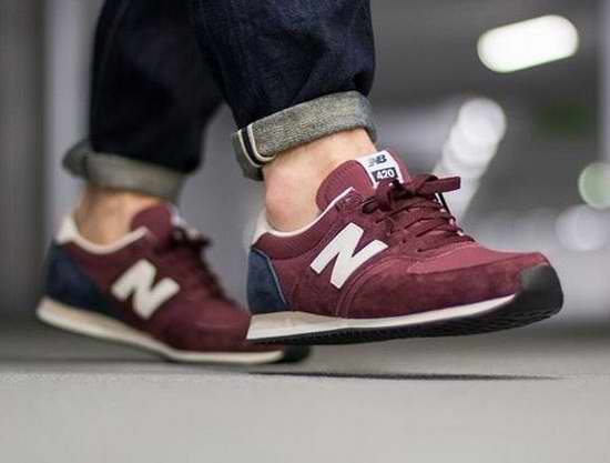  精选12款 New Balance 女式运动鞋5.5折起限时清仓，额外再打8.5折！