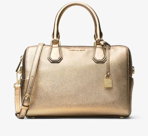  Michael Kors Studio Mercer 金色手提包 186.75加元，原价 358加元，包邮