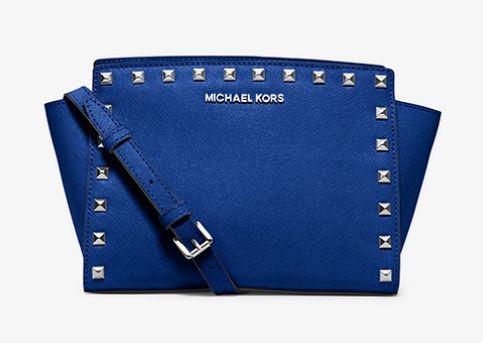  Michael Kors Selma中号柳钉包 178.75加元（2色），原价 278加元，包邮