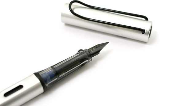  德国 Lamy 凌美 Al-Star 钢笔 37.37加元，原价 62加元，包邮