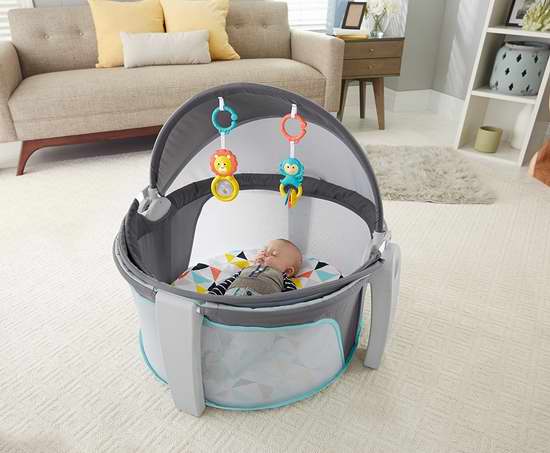  Fisher-Price 费雪 On-The-Go 便携式二合一 婴儿睡眠/玩乐围栏 77.15加元，原价 99.99加元，包邮