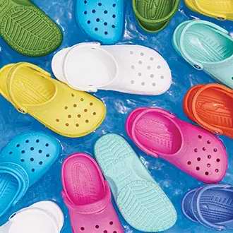  Crocs 卡洛驰洞洞鞋 精选154款鞋靴2.5折起清仓，额外立减15-20加元！