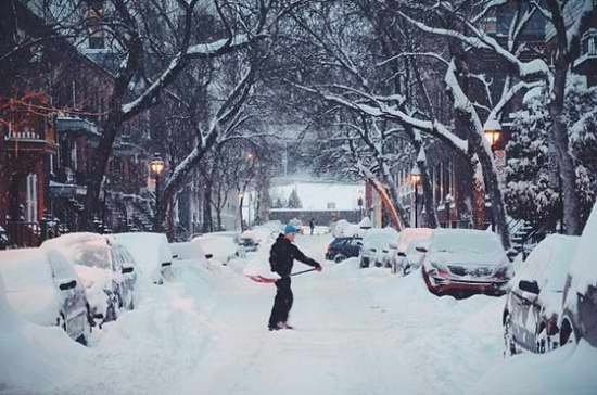  下雪了！加拿大开始进入冰冻模式？赶紧备一台铲雪机吧！