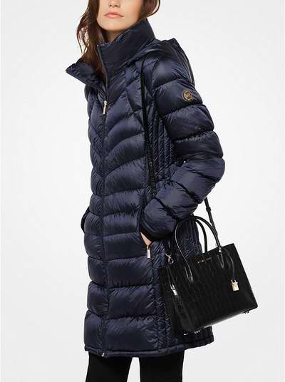  Michael Kors Quilted-Nylon 束腰羽绒服 149.25加元，原价 250加元，包邮