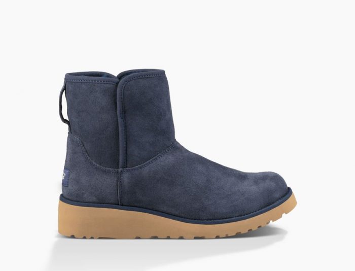  Ugg Kristin 女款增高雪地靴 149加元，原价 199加元