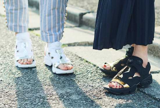 Reebok Insta Pump Fury Sandal Mag 1.8 30