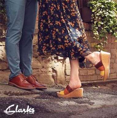  Clarks 其乐 冬季清仓！精选448款成人儿童时尚鞋靴1.7折起，售价低至19.28加元！