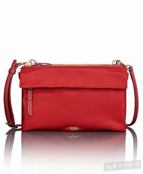 历史新低！Tumi 途明 Voyageur Tristen Crossbody 女士红色三层 单肩手拿包3.7折 88.18加元包邮！