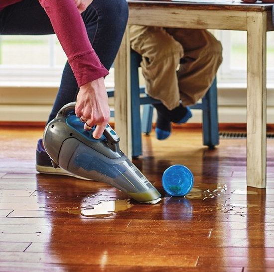  金盒头条：BLACK+DECKER HWVI225J01 手持式 干湿两用 无绳真空吸尘器5.7折 39.99加元包邮！