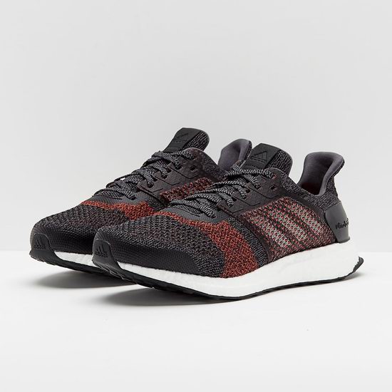  Adidas 阿迪达斯 UltraBOOST ST 男士缓震运动跑鞋 129.95加元，原价 240加元，包邮