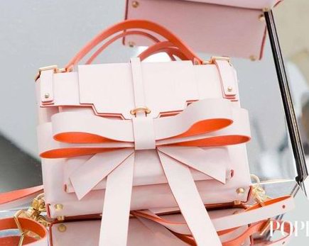  Luisaviaroma 惊喜特卖： 全场Valentino、Miu Miu、Prada、Niels Peeraer 等大牌手袋、美鞋最高享受7折优惠！入小仙女Niels Peeraer 粉色蝴蝶结包！