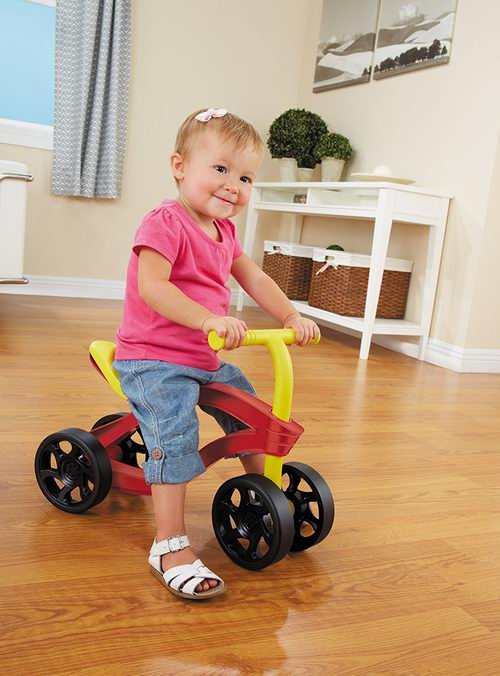  Little Tikes Scooteroo 四轮玩具车 27.44加元，原价 50.7加元