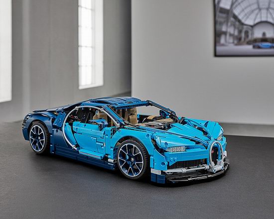  新品 LEGO乐高 42083 Technic系列1：8比例豪华跑车Bugatti Chiron上市