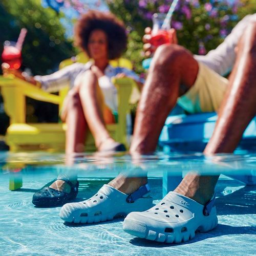  Crocs 卡洛驰洞洞鞋 劳动节大促最后一天！精选上百款鞋靴4折起+额外7.5折！