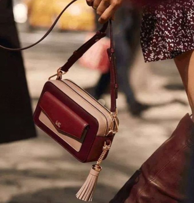  Michael Kors 秋季大促：精选2018新款美包、钱袋 3.5折起特卖！入MK风琴包 、相机包！