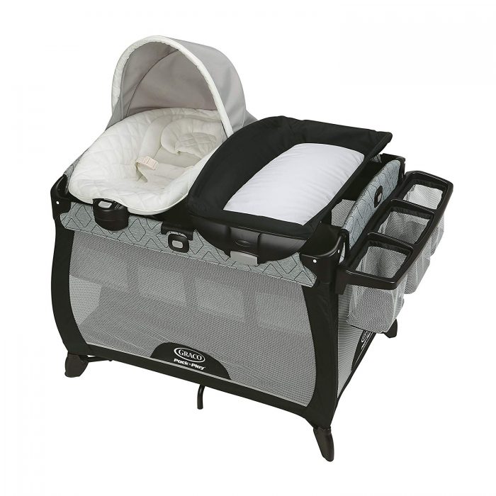  Graco Pack 'N Play Quick婴儿游戏床 219.97加元，原价 279.99加元，包邮