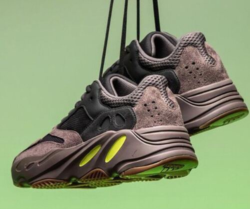  新色发售：Adidas YEEZY BOOST 700 Mauve 复古老爹鞋 10月27 8点30分开抢