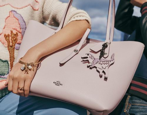  COACH Market 粉色真皮Tote包 144.37加元，原价 350加元，包邮