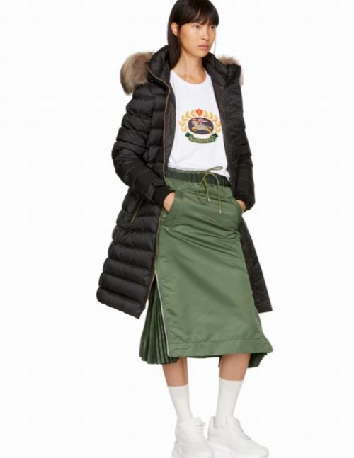  Burberry 巴宝莉 Limefield 长款塑身羽绒服 1960加元（M码），原价 2390加元，包邮