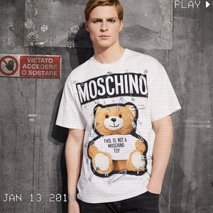  Moschino18年新款明星同款 泰迪熊短袖T恤 情侣装 245加元，原价 285加元，包邮