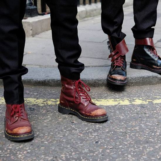  白菜速抢！秋冬新款 Dr.Martens x Kent & Curwen 联名款 10孔男式马丁靴 112.56加元包邮！中国同款2599元！