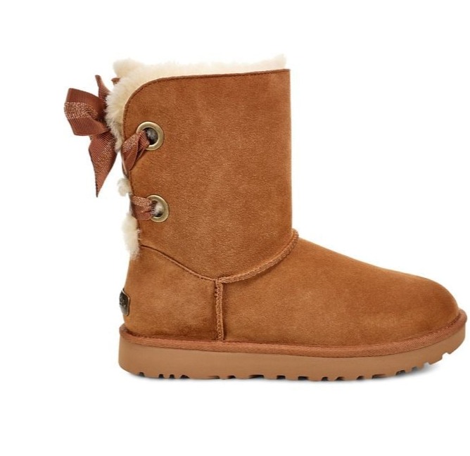  UGG Bailey Bow II 蝴蝶结 雪地靴 146.25加元（8码），原价 260加元，包邮