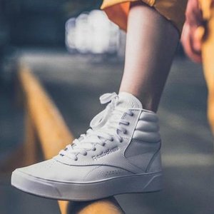  Reebok 锐步Freestyle Hi Nova 经典女款运动鞋 59.97加元，原价 120加元，包邮