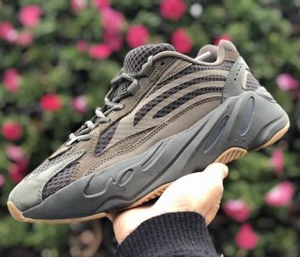  新色发售：Adidas Yeezy Boost 700 V2 Geode  复古老爹鞋 3月23日  8点30分开抢！